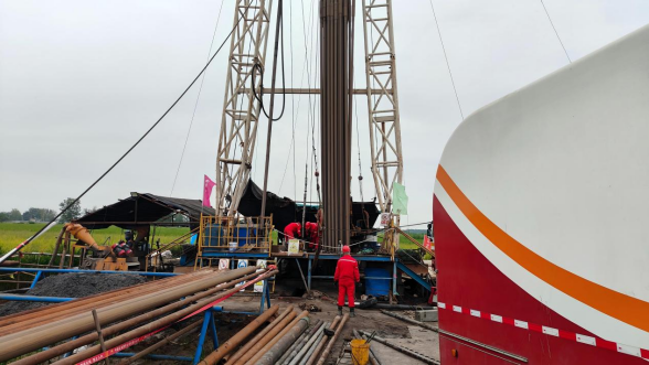 2bef9c137eeba0342bce0e4c84ca5207.png 2bef9c137eeba0342bce0e4c84ca5207.png